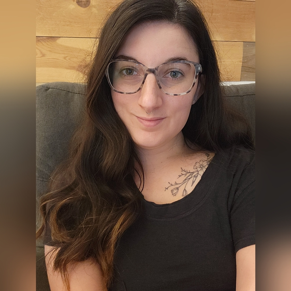 Meet your Posher, Marisa